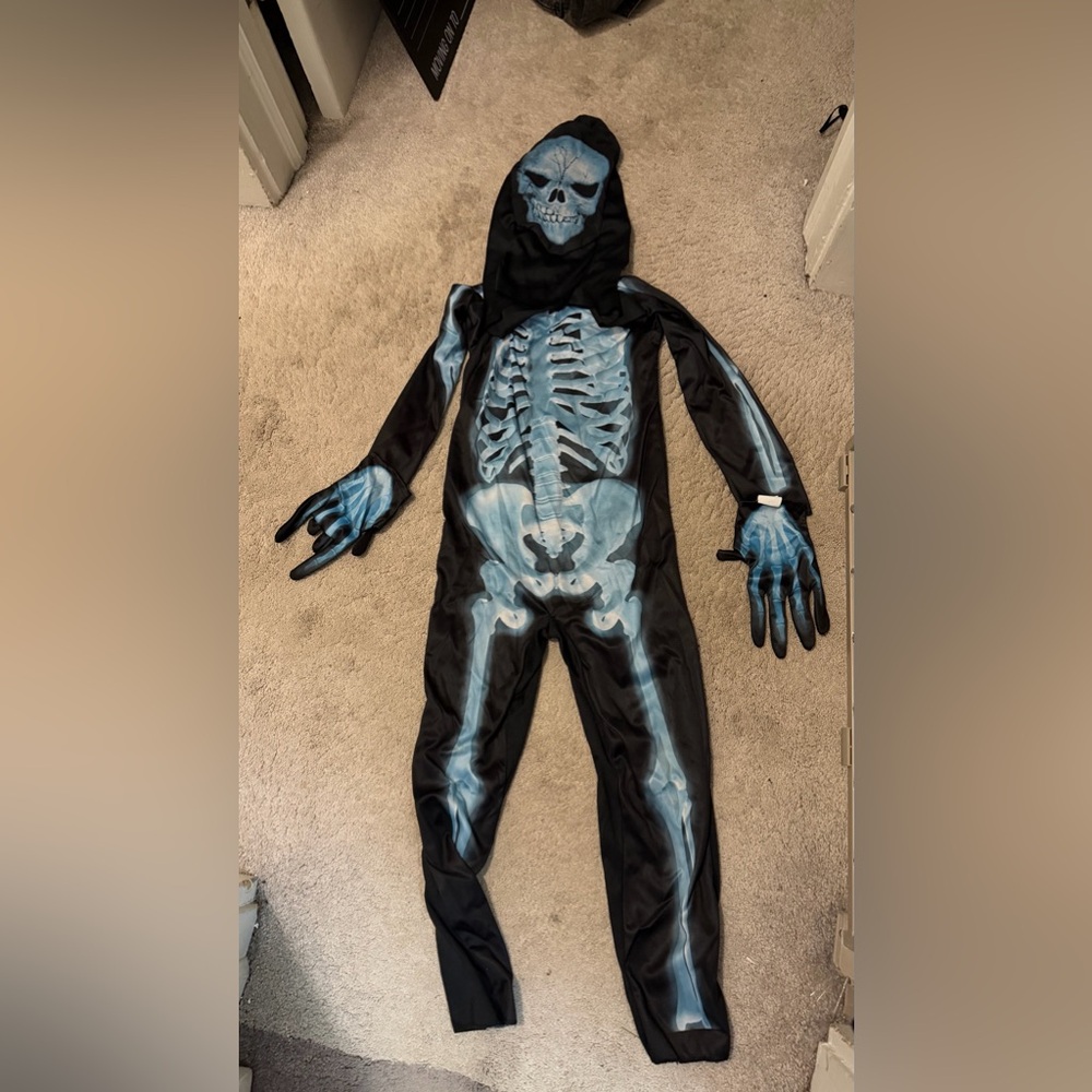 Skeleton Halloween costume